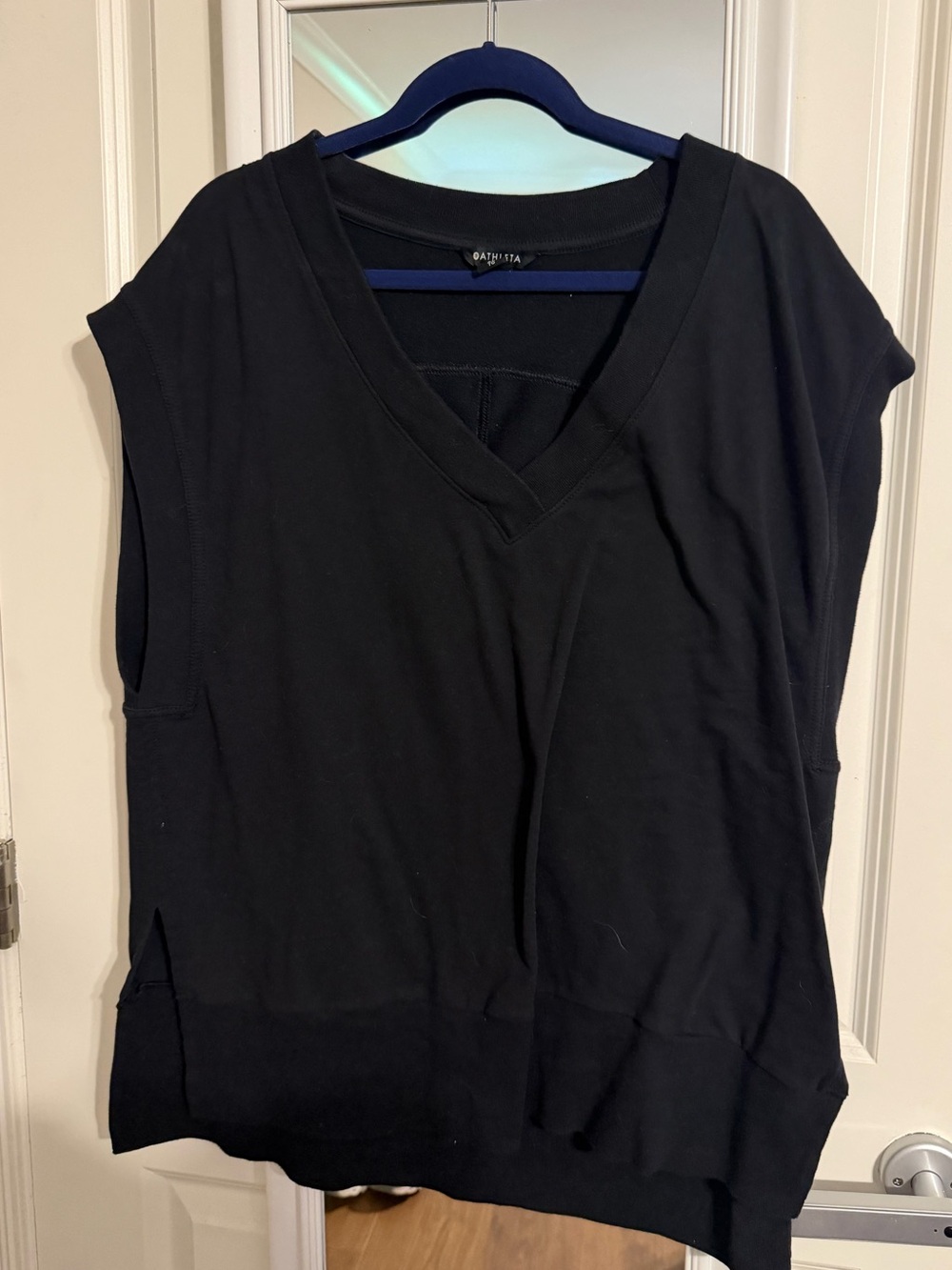 Athleta Black V-Neck Sleeveless Sweatshirt